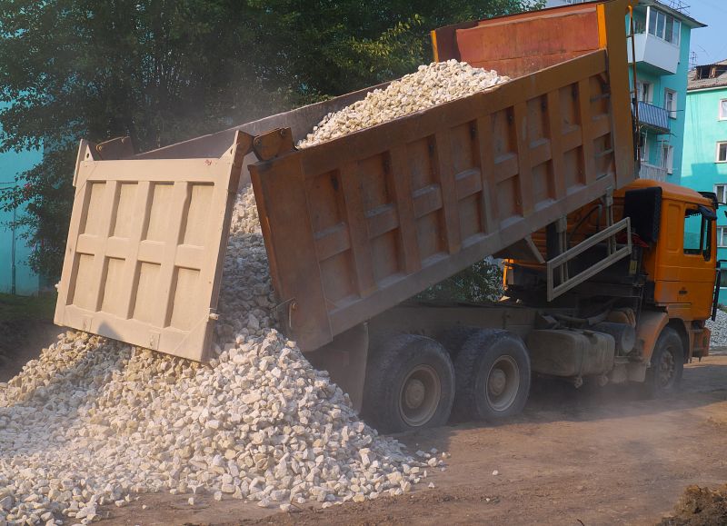 Loading Aggregate for Delivery